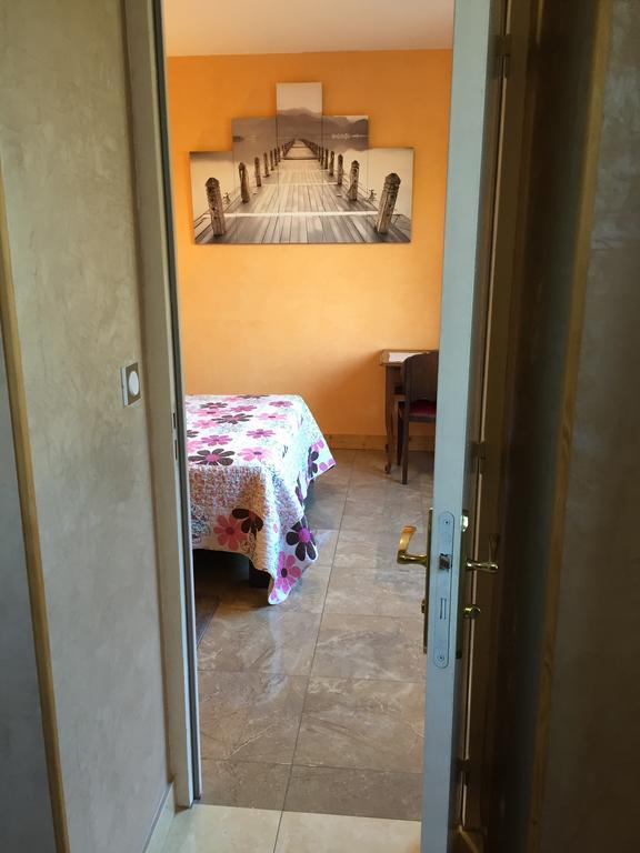 Chambres D'Hotes Du Plessis Chailles  Экстерьер фото